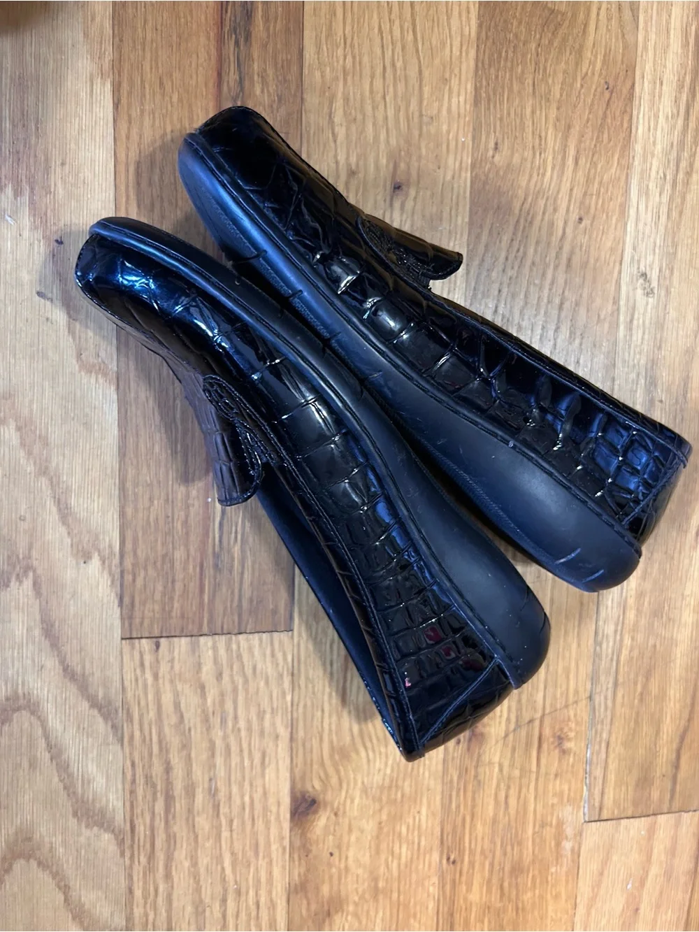 Clarks Women's Black Croc Embossed Patent Leather Loafers Slip On Low Wedge s 10